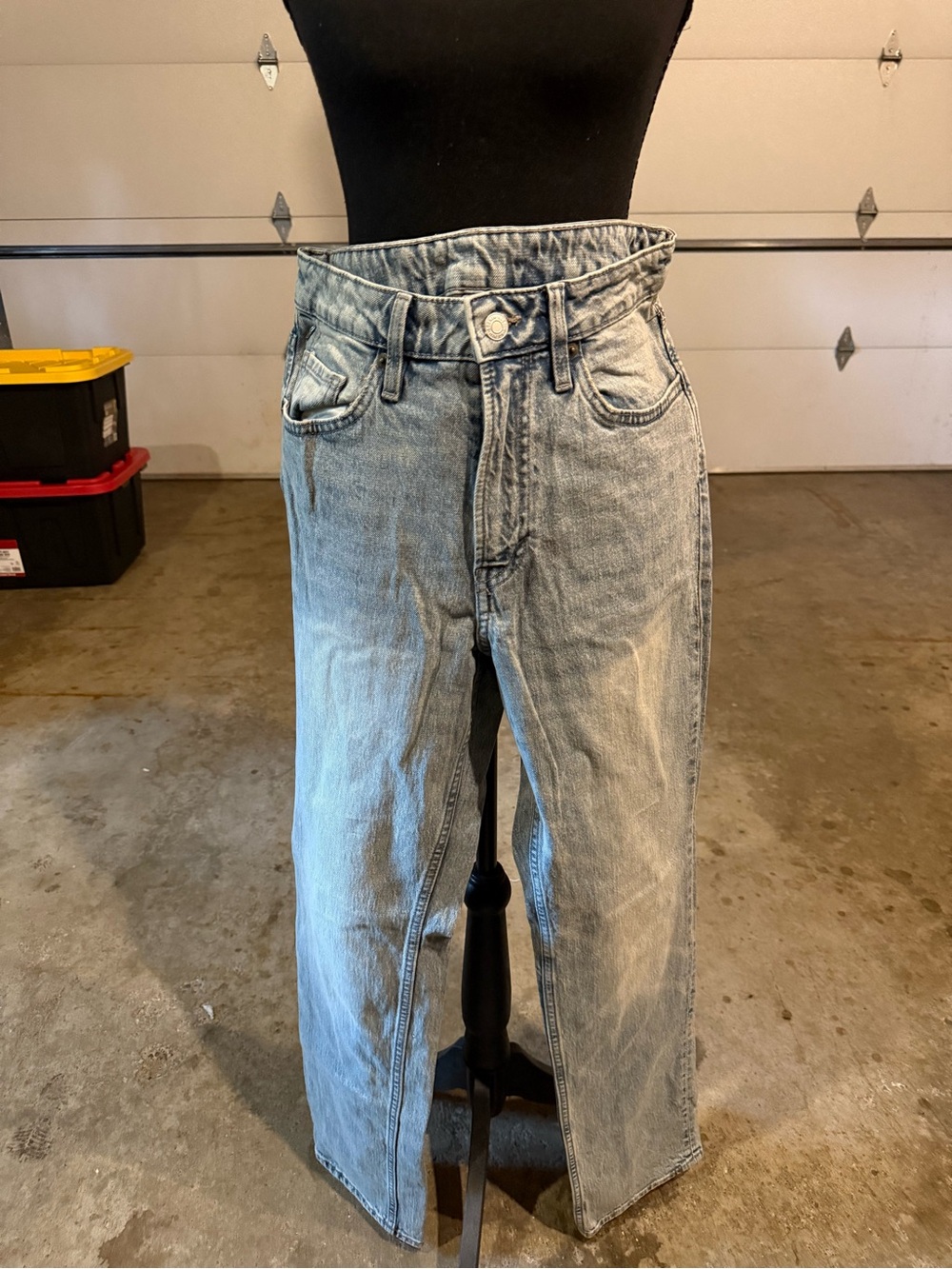 H&M Light Blue Relaxed Fit Men's Jeans